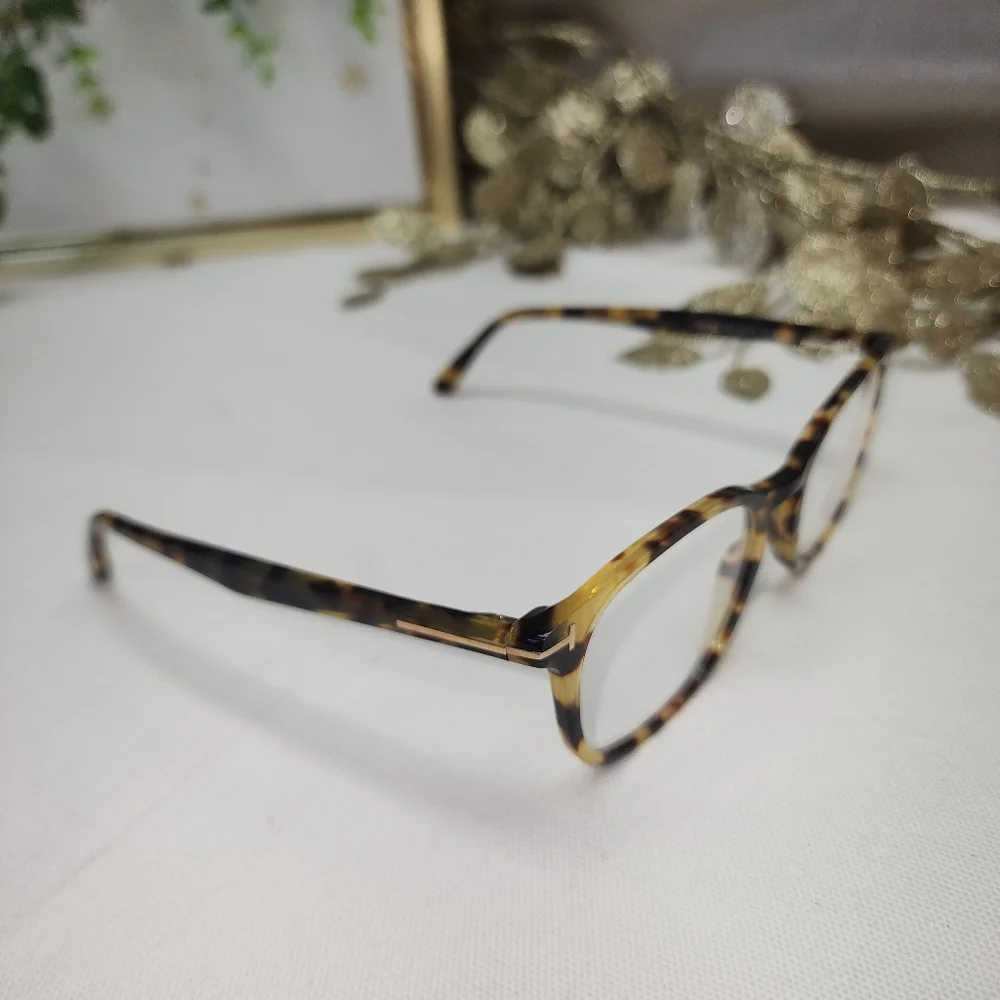 Authentic NWOT Tom Ford TF5505 053 With HARD CASE AND DUST CLOTH